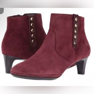 Tacoma Burgundy Suede Comfortiva 2 Inch Heel Studded Ankle Boot Sz 8 1/2